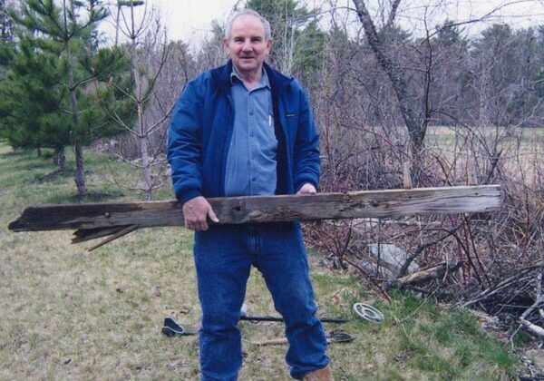 RCA-Bruce-Clark-cross-arm-pole-RCA-2005 Bruce Clark at the original RCA site